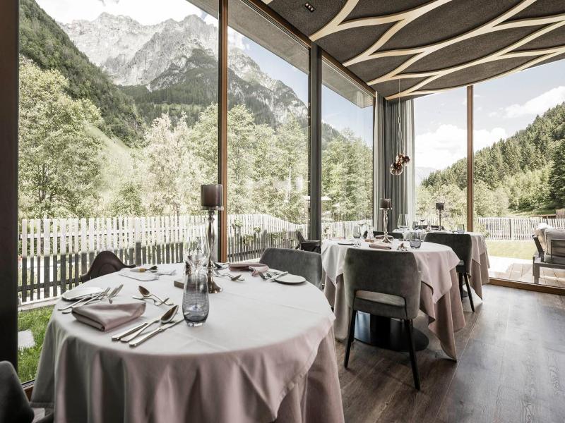 Familienhotel Feuerstein image