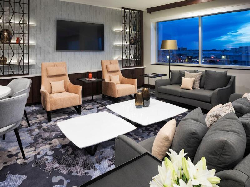 SUITE EXECUTIVE KING BED — photo 6