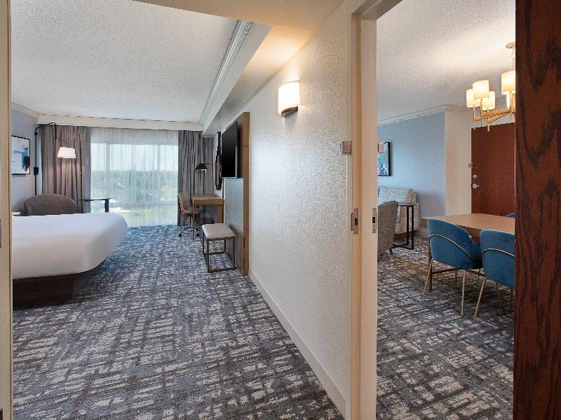 Crowne Plaza Bowling Green KY image