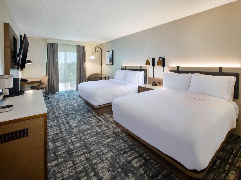 Crowne Plaza Bowling Green KY image