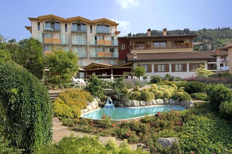 Miralago image