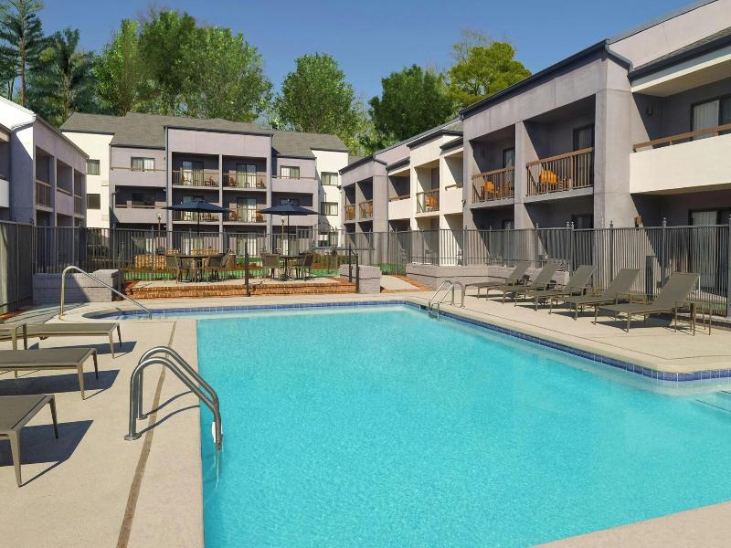 Courtyard by Marriott Birmingham Homewood
