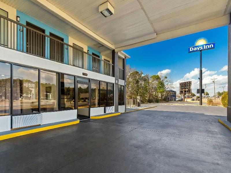 Days Inn by Wyndham Ocean Springs — general view