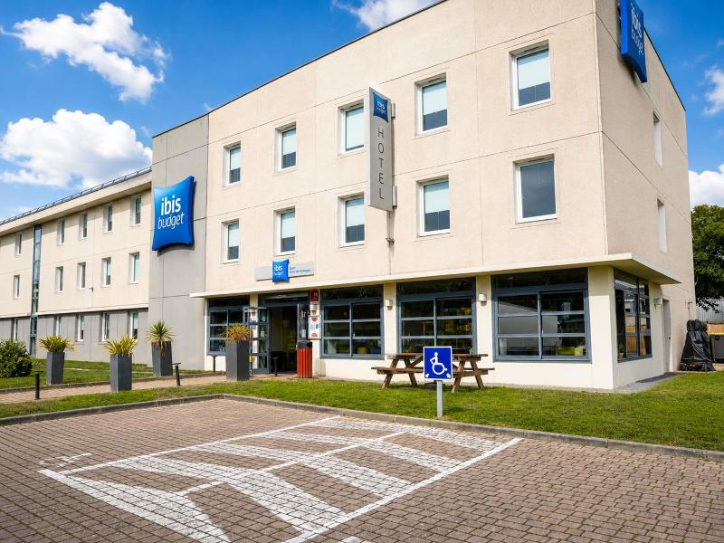 Ibis budget Caen Porte de Bretagne — general view
