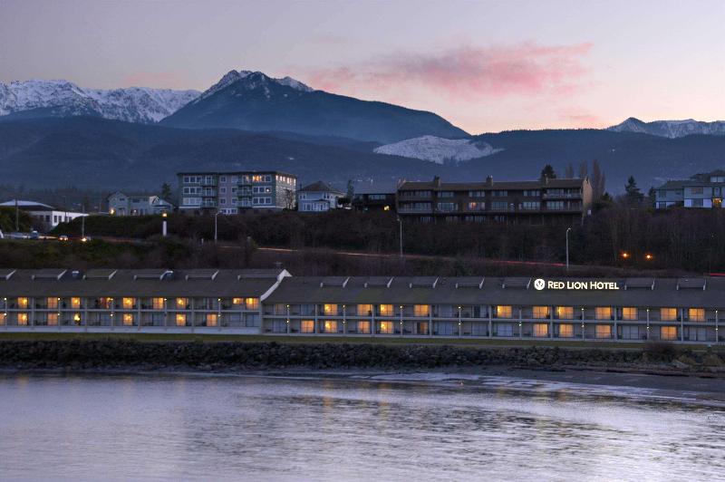 Red Lion Hotel Port Angeles Harbor image