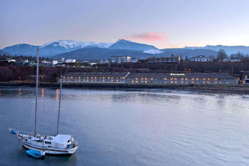 Red Lion Hotel Port Angeles Harbor image