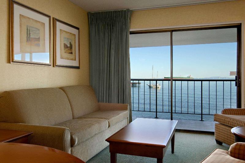 Red Lion Hotel Port Angeles Harbor image