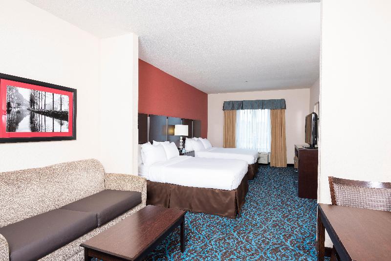 Holiday Inn Express & Suites - New Philadelphia image