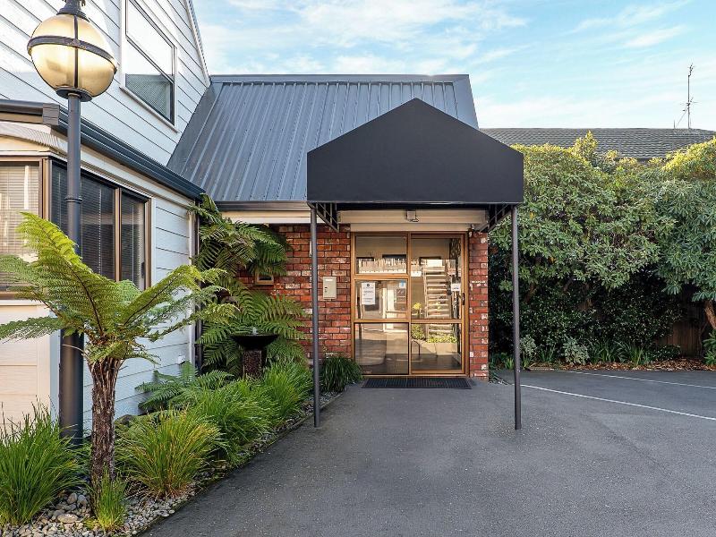 Ashford Motor Lodge image