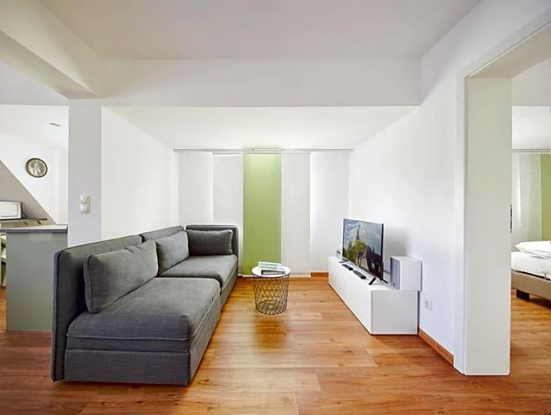 Zur Post image