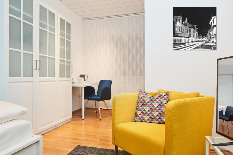Zur Post image