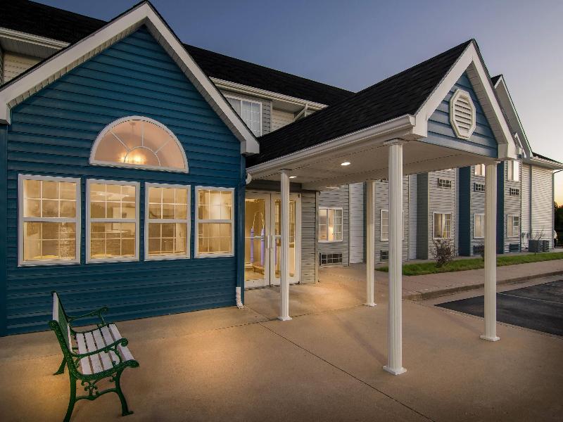 Microtel Inn & Suites By Wyndham Joplin image