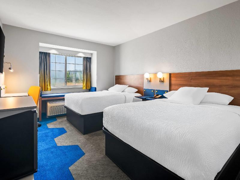 Microtel Inn & Suites By Wyndham Joplin image