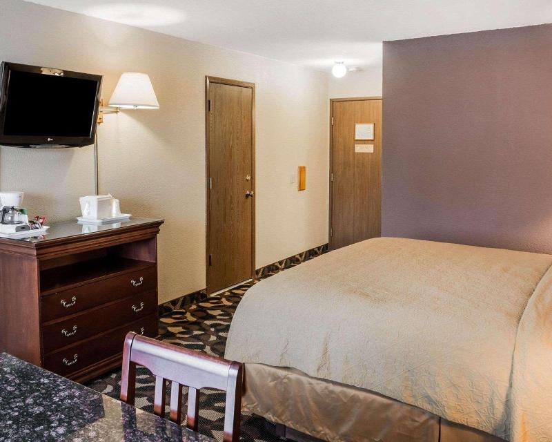 Quality Inn Paradise Creek image