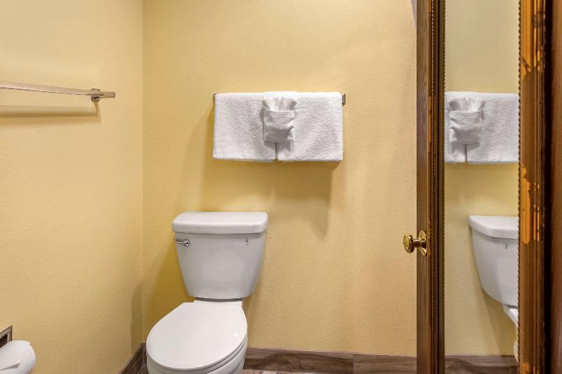 Quality Inn Paradise Creek image