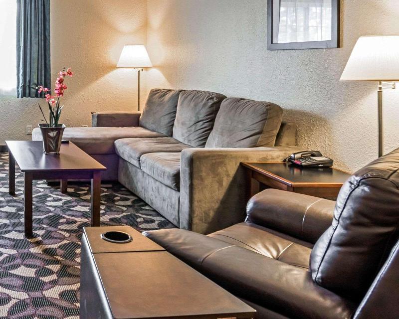 Quality Inn Paradise Creek image
