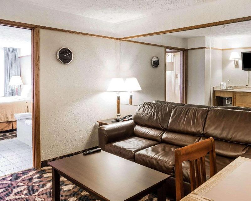 Quality Inn Paradise Creek image