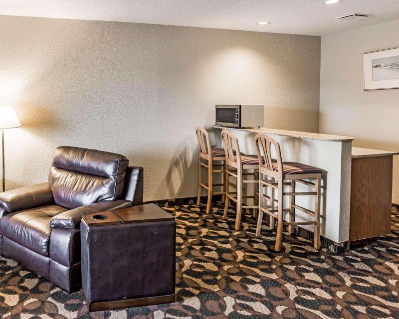 Quality Inn Paradise Creek image