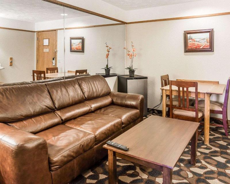 Quality Inn Paradise Creek image