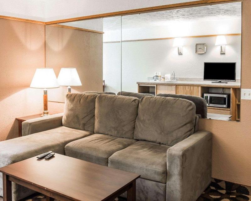 Quality Inn Paradise Creek image