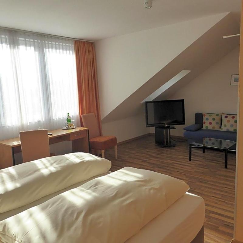 Weinhaus Hoff image