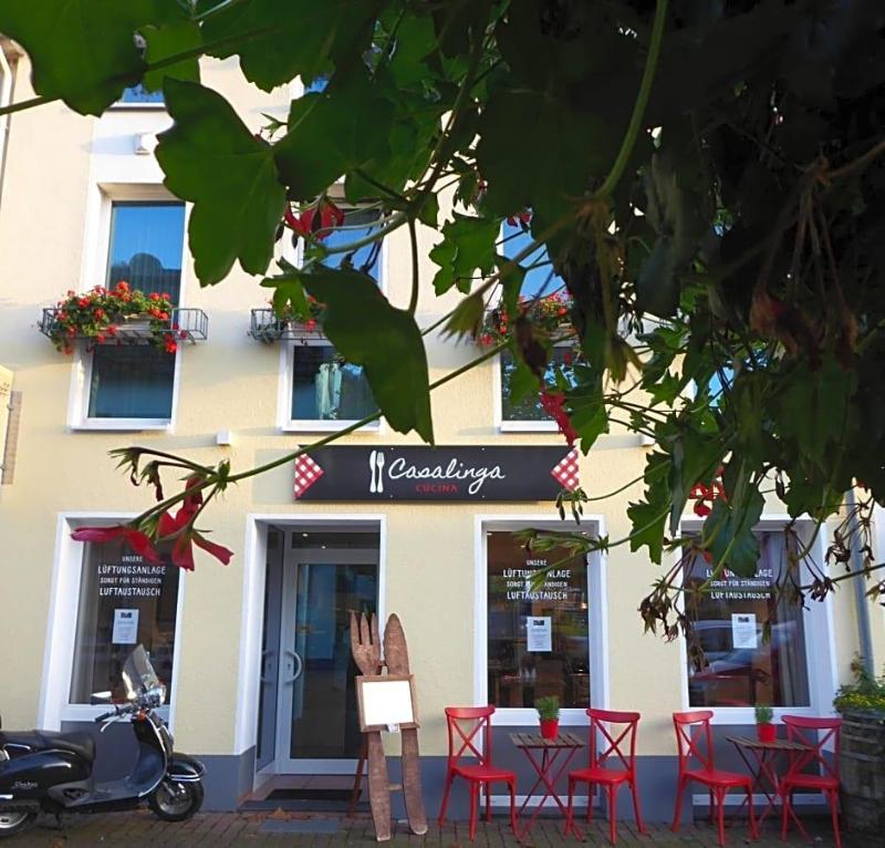 Weinhaus Hoff image