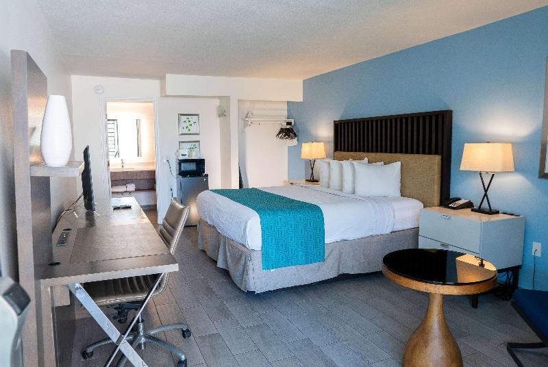 Howard Johnson by Wyndham Clearwater/Dunedin image