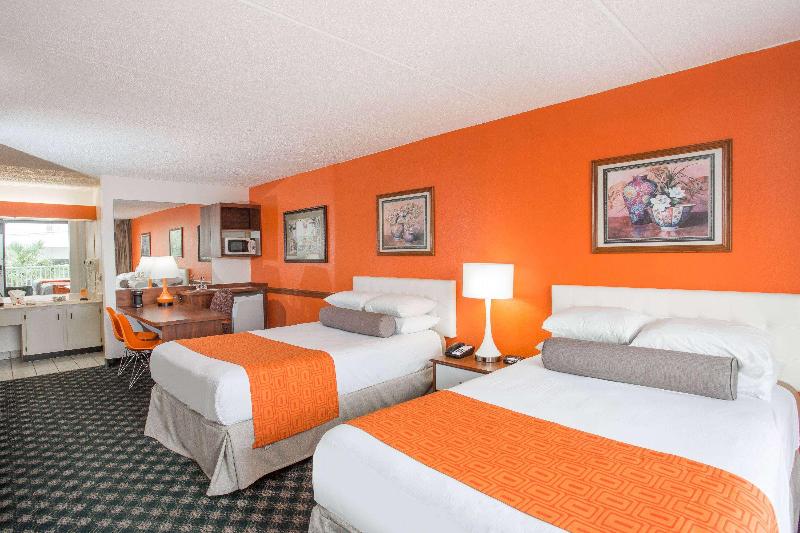 Howard Johnson by Wyndham Clearwater/Dunedin image