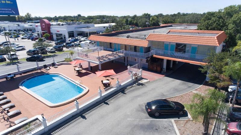 Howard Johnson by Wyndham Clearwater/Dunedin image