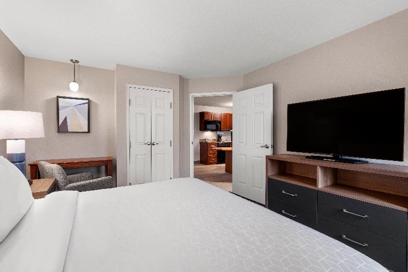 Candlewood Suites Cape Girardeau image