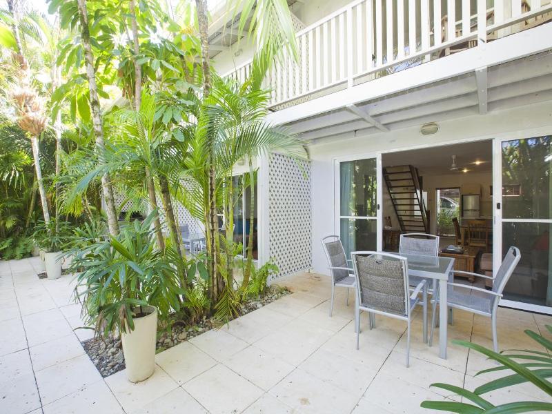 Coral Sea Villas image