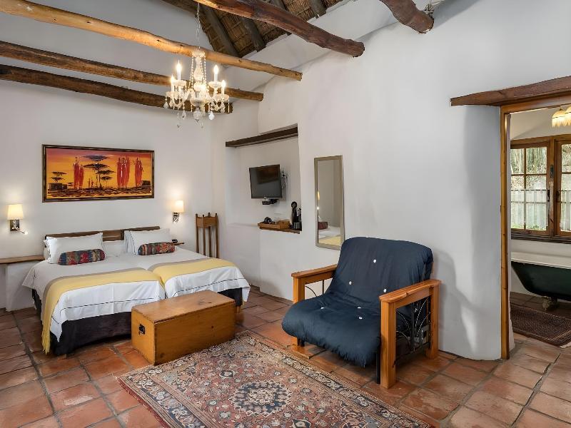 Oude Wellington Wine Estate image