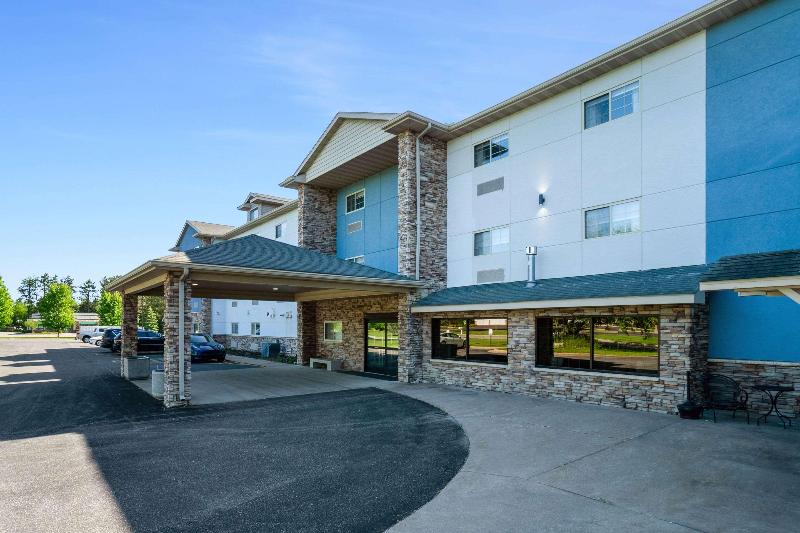 Comfort Inn & Suites Weston - Wausau image
