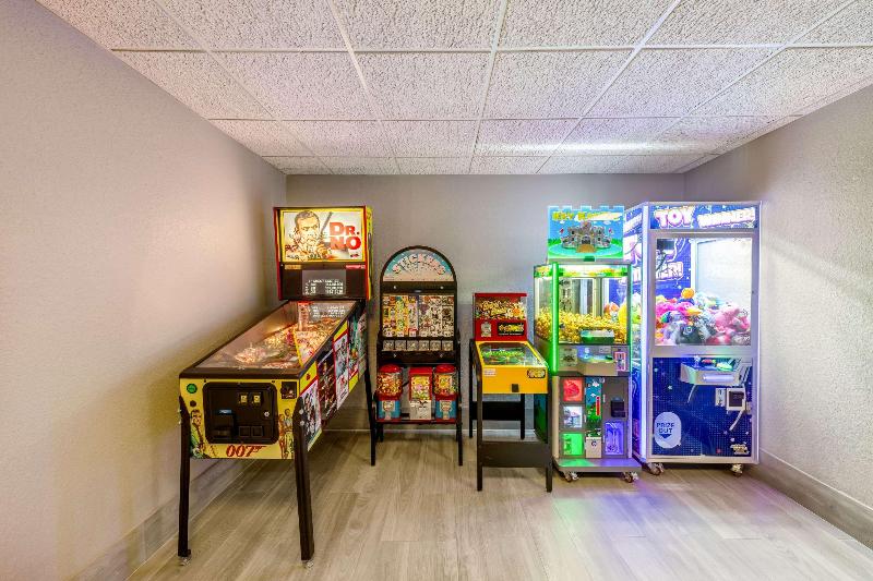 Comfort Inn & Suites Weston - Wausau image