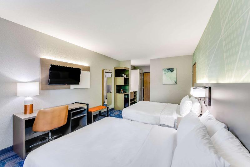 Comfort Inn & Suites Weston - Wausau image