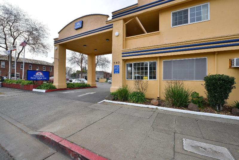 Americas Best Value Inn Chico image