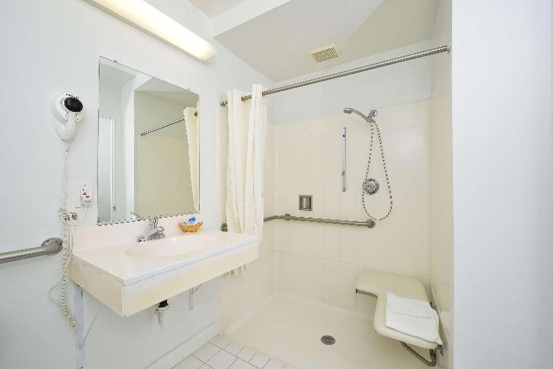 Americas Best Value Inn Chico image