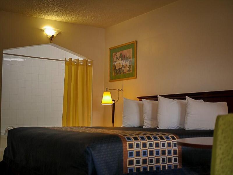 Americas Best Value Inn Chico image