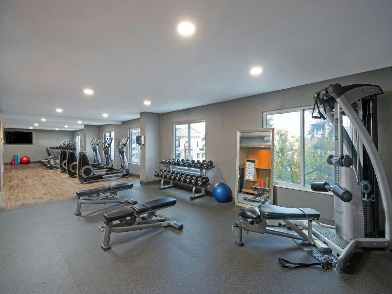 Sheraton Columbus Suites image