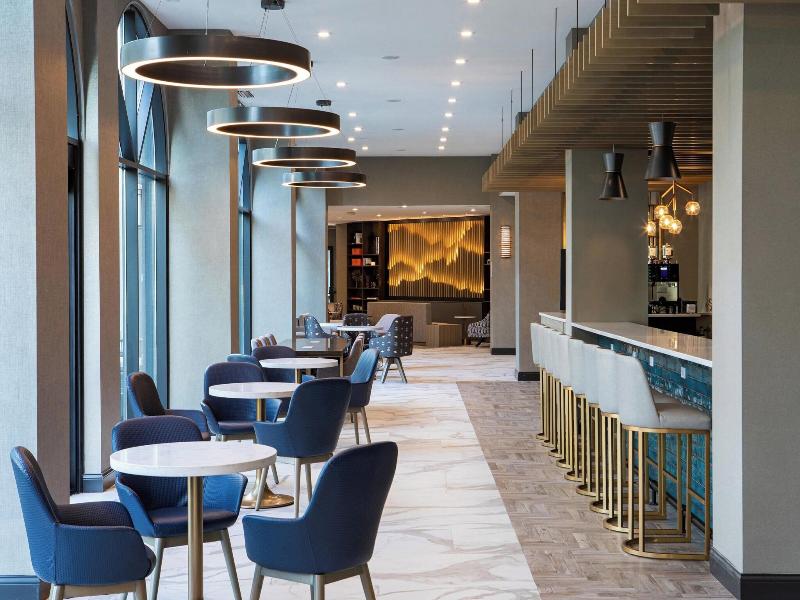 Sheraton Columbus Suites image