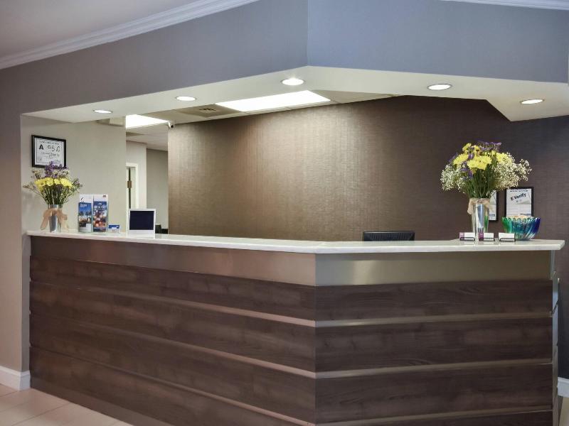 Residence Inn Charlotte Lake Norman image