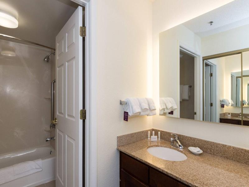 Residence Inn Charlotte Lake Norman image