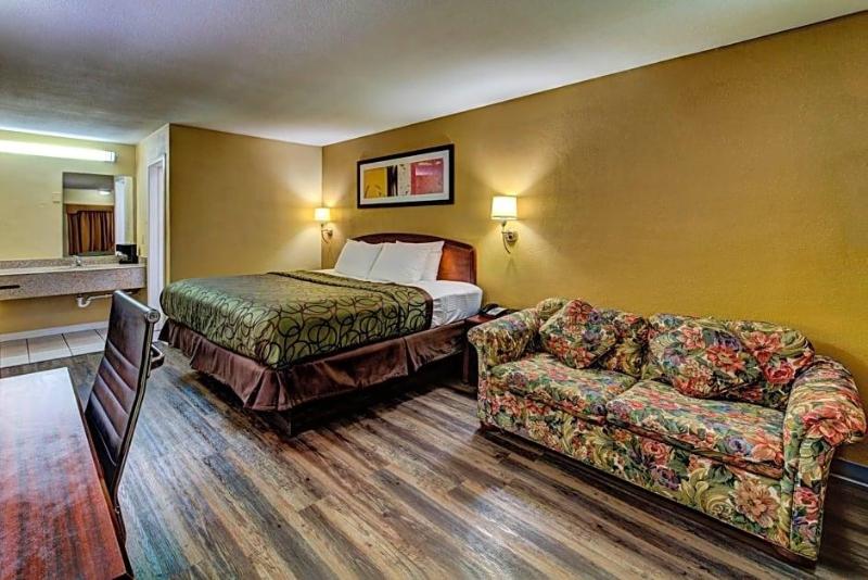 Kingsway Inn — photo 5