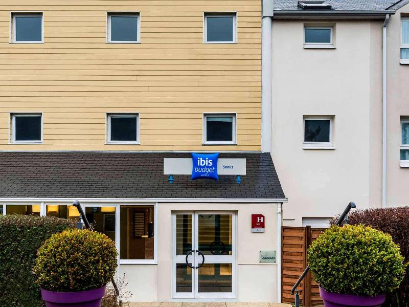 Ibis budget Senlis image