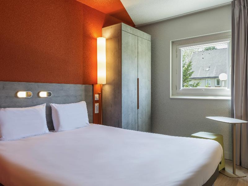 Ibis budget Senlis image
