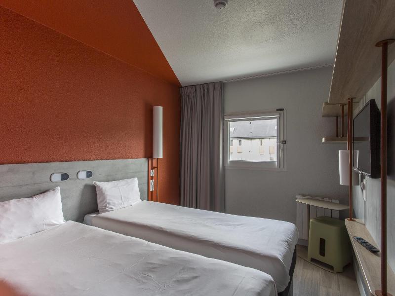 Ibis budget Senlis image