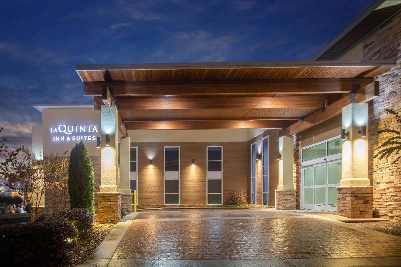 La Quinta Inn & Suites by Wyndham Chattanooga - East Ridge