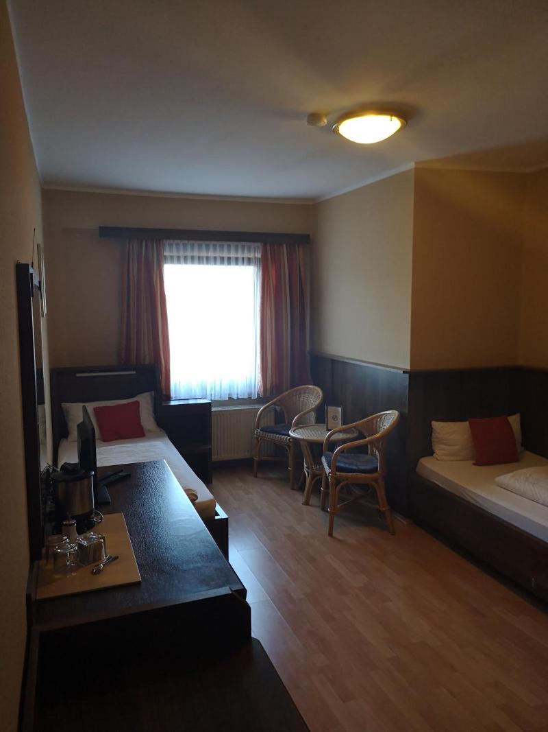 Hotel Köln-Bonn image