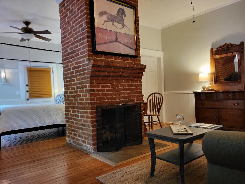 Beechwood Inn - Bed Breakfast image
