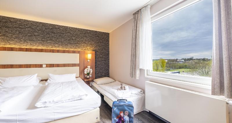 PLAZA INN Zwickau image